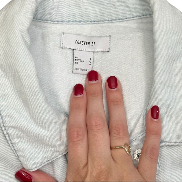 Forever 21 Light Wash Denim Romper/Jumpsuit - Womens Large - Picture 2 of 5